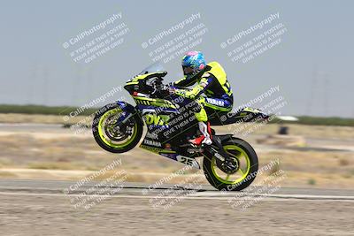media/Aug-03-2025-TrackDaz (Sun) [[bf4a71acf9]]/A Group/12pm (Wheelie Bump)/